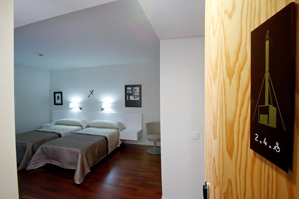Posada San Juan De La Cruz Fontiveros Room photo